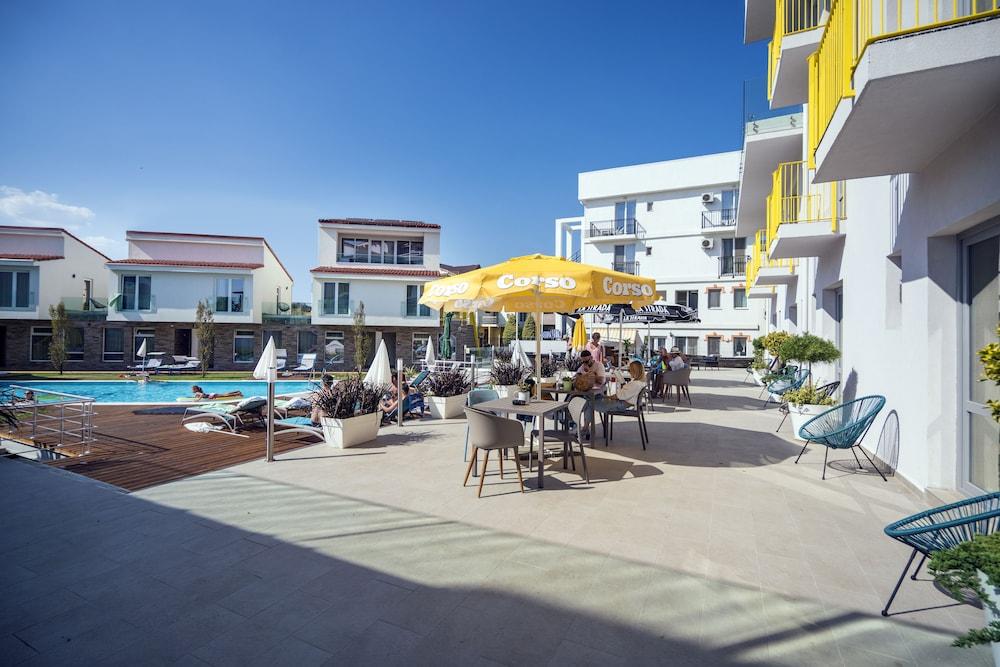 Nayino Resort Hotel Navodari Dış mekan fotoğraf